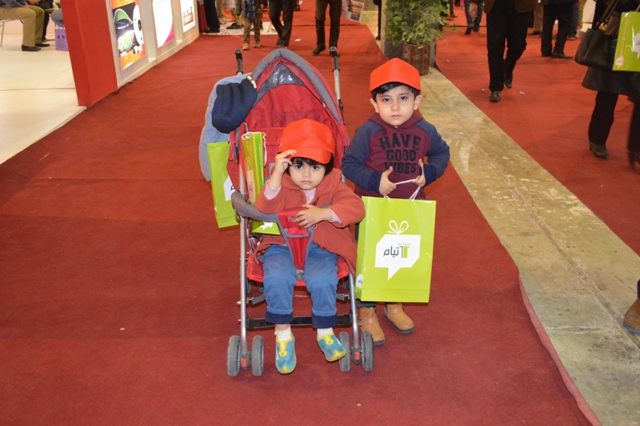 علیرضا پویافر: گزارش اختصاصی یازدهمین نمایشگاه فناوری اطلاعات استان یزد:کودکان و نوجوانان کامیتکسی(8)