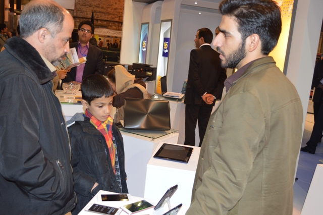 علیرضا پویافر: گزارش اختصاصی یازدهمین نمایشگاه فناوری اطلاعات استان یزد:کودکان و نوجوانان کامیتکسی(8)