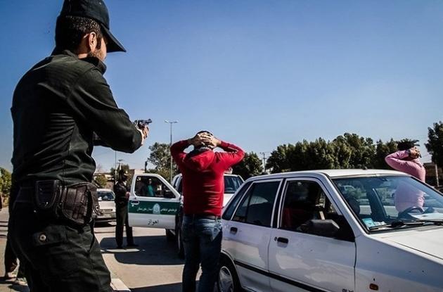 یزدفردا : پلیس کودک سرطانی را به آروزی پلیس شدن رساند یزدفردا : پلیس کودک سرطانی را به آروزی پلیس شدن رساند