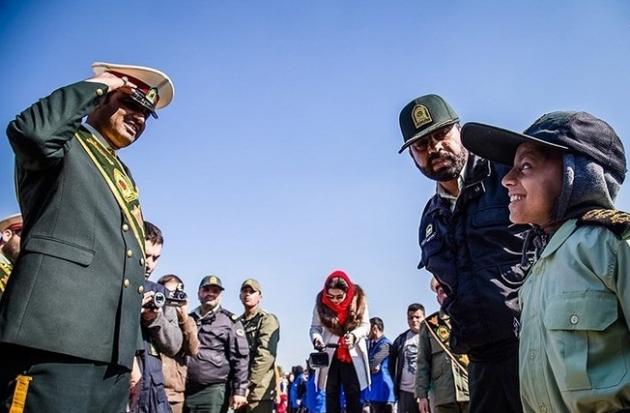 یزدفردا : پلیس کودک سرطانی را به آروزی پلیس شدن رساند یزدفردا : پلیس کودک سرطانی را به آروزی پلیس شدن رساند