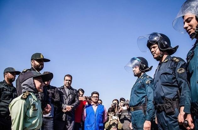 یزدفردا : پلیس کودک سرطانی را به آروزی پلیس شدن رساند یزدفردا : پلیس کودک سرطانی را به آروزی پلیس شدن رساند