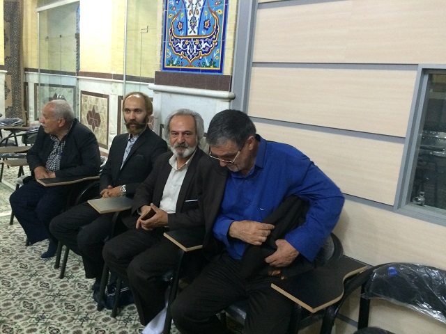 محمد حسین تقوایی زحمتکش: یزدفردا :گزارش تصویری:نشست اهالی فرهنگ و هنر یزد با نامزدهای شورای شهر محمد حسین تقوایی زحمتکش: یزدفردا :گزارش تصویری:نشست اهالی فرهنگ و هنر یزد با نامزدهای شورای شهر