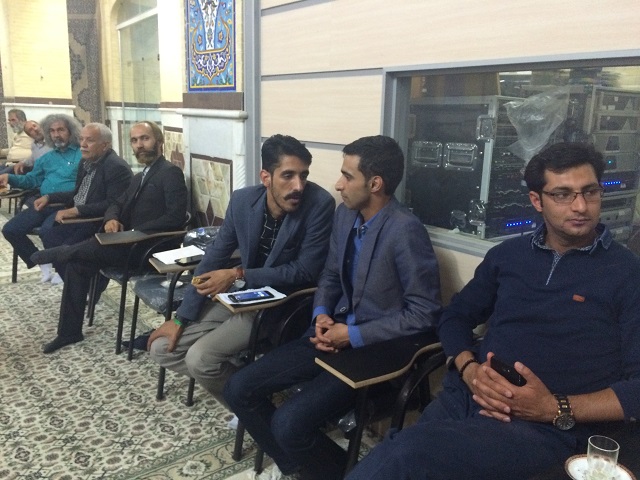 محمد حسین تقوایی زحمتکش: یزدفردا :گزارش تصویری:نشست اهالی فرهنگ و هنر یزد با نامزدهای شورای شهر محمد حسین تقوایی زحمتکش: یزدفردا :گزارش تصویری:نشست اهالی فرهنگ و هنر یزد با نامزدهای شورای شهر