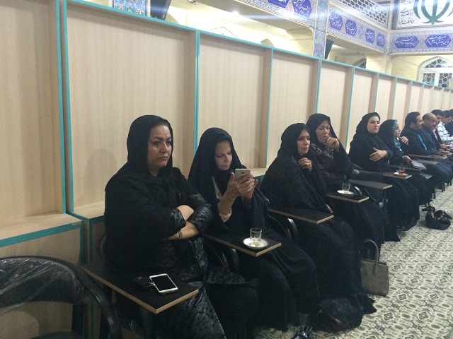 محمد حسین تقوایی زحمتکش: یزدفردا :گزارش تصویری:نشست اهالی فرهنگ و هنر یزد با نامزدهای شورای شهر محمد حسین تقوایی زحمتکش: یزدفردا :گزارش تصویری:نشست اهالی فرهنگ و هنر یزد با نامزدهای شورای شهر