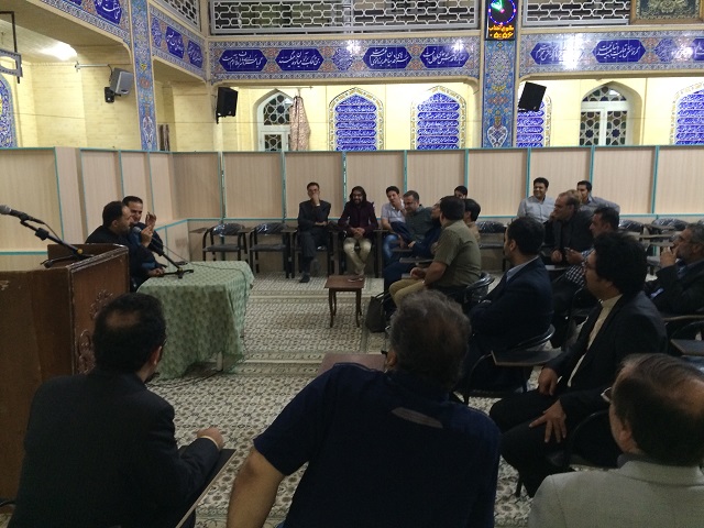 محمد حسین تقوایی زحمتکش: یزدفردا :گزارش تصویری:نشست اهالی فرهنگ و هنر یزد با نامزدهای شورای شهر محمد حسین تقوایی زحمتکش: یزدفردا :گزارش تصویری:نشست اهالی فرهنگ و هنر یزد با نامزدهای شورای شهر