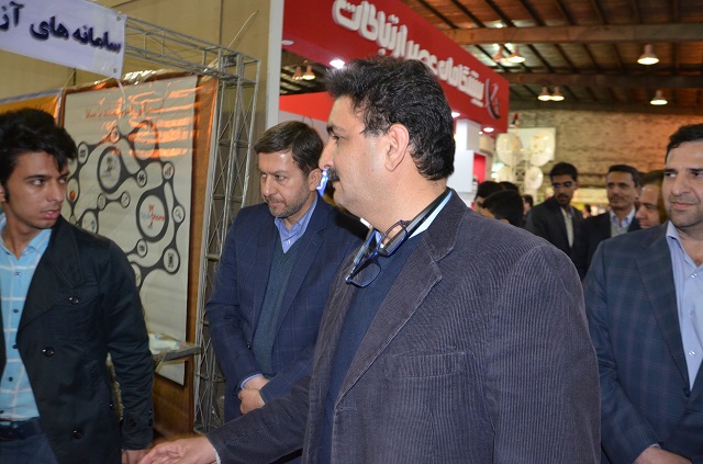 یزدفردا محمد حسین تقوایی زحمتکش -کامیتکس دوازدهم گزارش اختصاصی دوازدهمین نمایشگاه فناوری اطلاعات استان یزد:بازدید شهردار یزد (4) یزدفردا محمد حسین تقوایی زحمتکش -کامیتکس دوازدهم گزارش اختصاصی دوازدهمین نمایشگاه فناوری اطلاعات استان یزد:بازدید شهردار یزد (4)