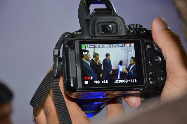 یزدفردا محمد حسین تقوایی زحمتکش -کامیتکس دوازدهم گزارش اختصاصی دوازدهمین نمایشگاه فناوری اطلاعات استان یزد:بازدید شهردار یزد (4) یزدفردا محمد حسین تقوایی زحمتکش -کامیتکس دوازدهم گزارش اختصاصی دوازدهمین نمایشگاه فناوری اطلاعات استان یزد:بازدید شهردار یزد (4)