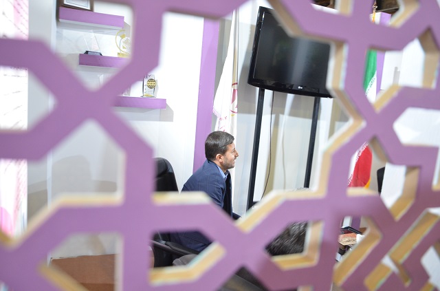 یزدفردا محمد حسین تقوایی زحمتکش -کامیتکس دوازدهم گزارش اختصاصی دوازدهمین نمایشگاه فناوری اطلاعات استان یزد:بازدید شهردار یزد (4) یزدفردا محمد حسین تقوایی زحمتکش -کامیتکس دوازدهم گزارش اختصاصی دوازدهمین نمایشگاه فناوری اطلاعات استان یزد:بازدید شهردار یزد (4)