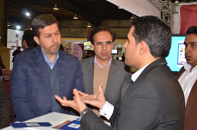 یزدفردا محمد حسین تقوایی زحمتکش -کامیتکس دوازدهم گزارش اختصاصی دوازدهمین نمایشگاه فناوری اطلاعات استان یزد:بازدید شهردار یزد (4) یزدفردا محمد حسین تقوایی زحمتکش -کامیتکس دوازدهم گزارش اختصاصی دوازدهمین نمایشگاه فناوری اطلاعات استان یزد:بازدید شهردار یزد (4)