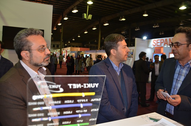 یزدفردا محمد حسین تقوایی زحمتکش -کامیتکس دوازدهم گزارش اختصاصی دوازدهمین نمایشگاه فناوری اطلاعات استان یزد:بازدید شهردار یزد (4) یزدفردا محمد حسین تقوایی زحمتکش -کامیتکس دوازدهم گزارش اختصاصی دوازدهمین نمایشگاه فناوری اطلاعات استان یزد:بازدید شهردار یزد (4)