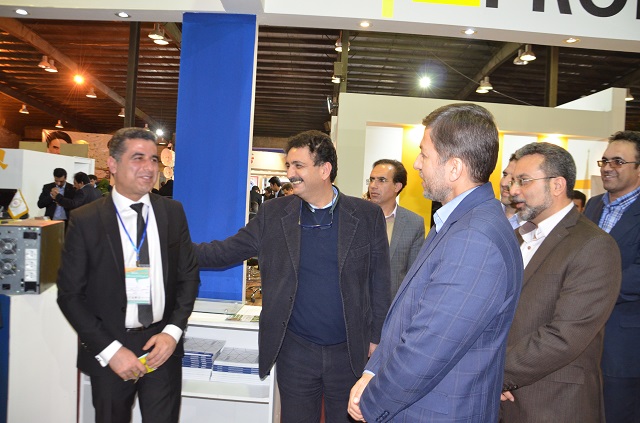 یزدفردا محمد حسین تقوایی زحمتکش -کامیتکس دوازدهم گزارش اختصاصی دوازدهمین نمایشگاه فناوری اطلاعات استان یزد:بازدید شهردار یزد (4) یزدفردا محمد حسین تقوایی زحمتکش -کامیتکس دوازدهم گزارش اختصاصی دوازدهمین نمایشگاه فناوری اطلاعات استان یزد:بازدید شهردار یزد (4)