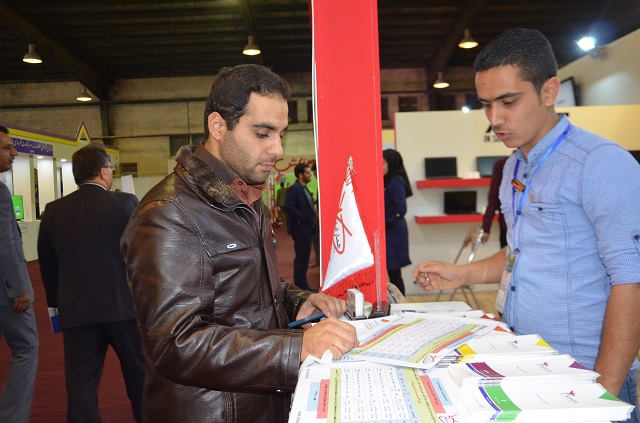 گزارش تصویری اختصاصی دوازدهمین نمایشگاه فناوری اطلاعات استان یزد:سومین روز کامیتکس(6) گزارش تصویری اختصاصی دوازدهمین نمایشگاه فناوری اطلاعات استان یزد:سومین روز کامیتکس(6)