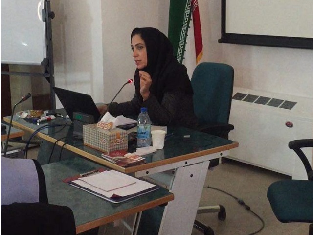 یزدفردا حمیده زابلی - گزارش تصویری: كارگاه آموزشی برند(علامت تجاری) و ويژگی های لازم برای ثبت - محمد حسین تقوایی زحمتکش یزدفردا حمیده زابلی - گزارش تصویری: كارگاه آموزشی برند(علامت تجاری) و ويژگی های لازم برای ثبت - محمد حسین تقوایی زحمتکش