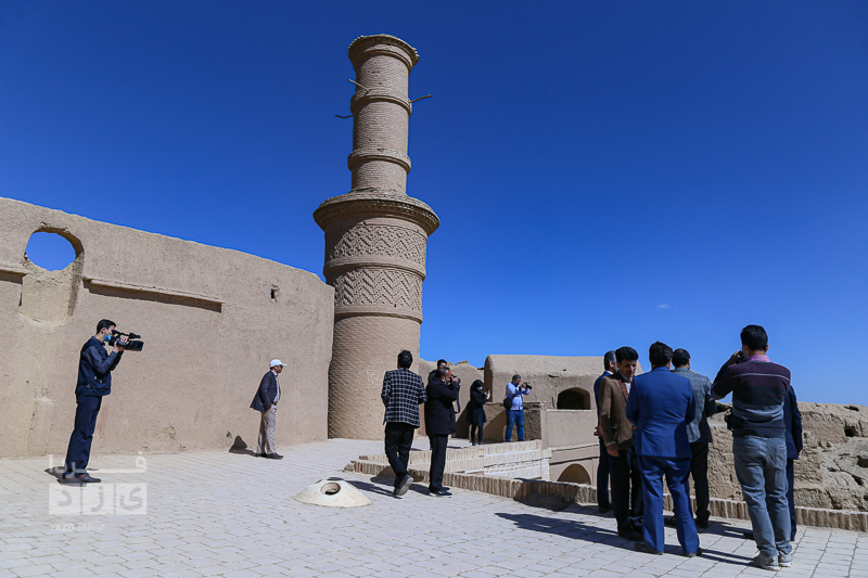 بازدید اصحاب رسانه استان از بخش خرانق شهرستان اردکان