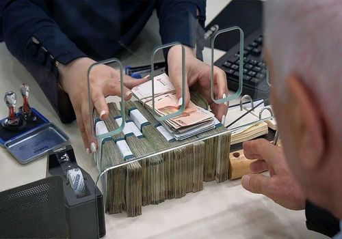 کلاه گشاد بانک‌ها سر مردم؛ سود پنهان وام بانکی ۴۵درصد شد