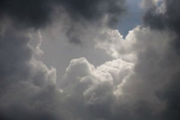 پیش بینی کاهش دما و بارش رگبار پراکنده در استان یزد