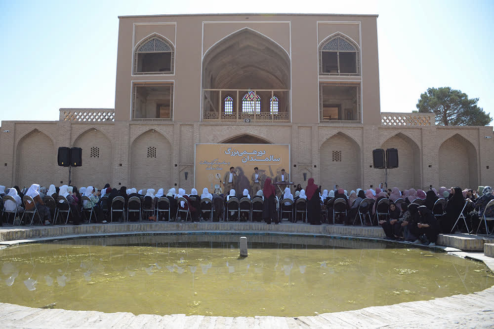 برگزاری دورهمی بزرگ سالمند یزدی در آستانه روز جهانی سالمند