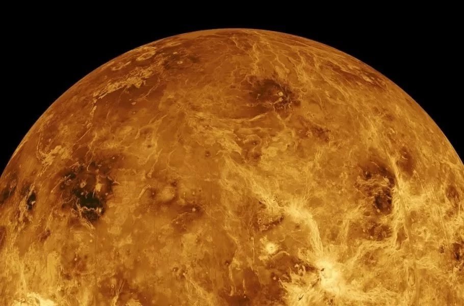 کشف مقادیر زیاد آب در ابرهای سیاره زهره