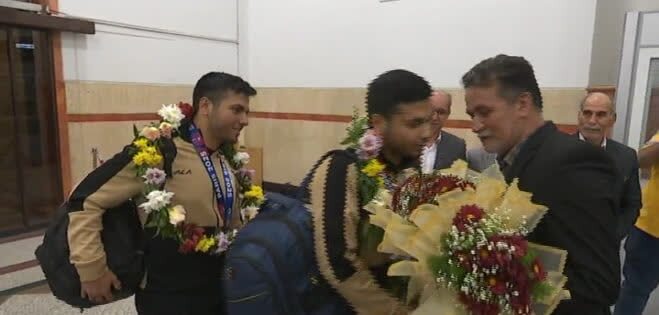 استقبال از نایب‌قهرمانان جهانی جودو در فرودگاه بین‌المللی یزد