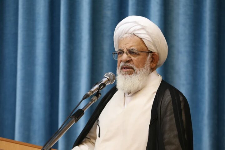 خدمت صادقانه و سریع به مردم، عمل به تکلیف الهی است