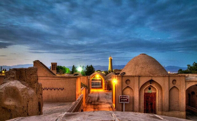 چرا فهرج یزد از عضویت شبکه جهانی روستاهای خلاق گردشگری پا پس کشید؟