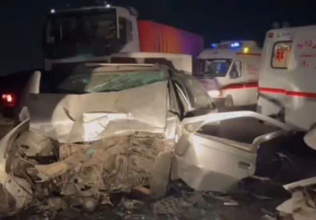 برخورد کوییک با پژو ۴۰۵ در تفت؛ انتقال ۶ مصدوم به بیمارستان برخورد کوییک با پژو ۴۰۵ در تفت؛ انتقال ۶ مصدوم به بیمارستان