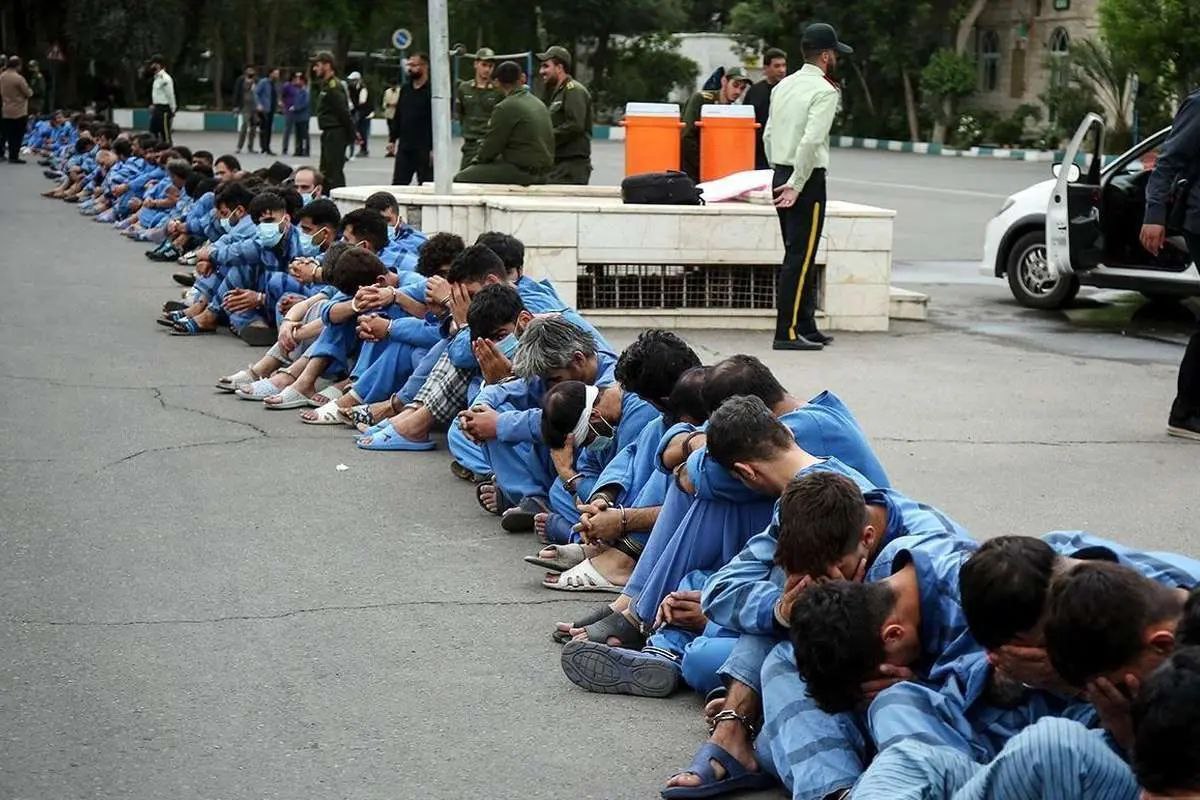 دستگیری سارقان، جمعآوری معتادان و توقیف خودروهای متخلف در یزد دستگیری سارقان، جمعآوری معتادان و توقیف خودروهای متخلف در یزد