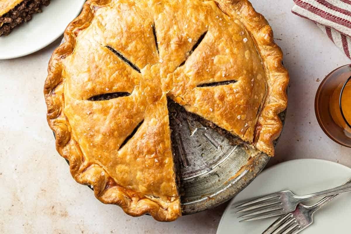 تارت سیب زمینی و گوشت؛ یک غذای شیک و خوشمزه