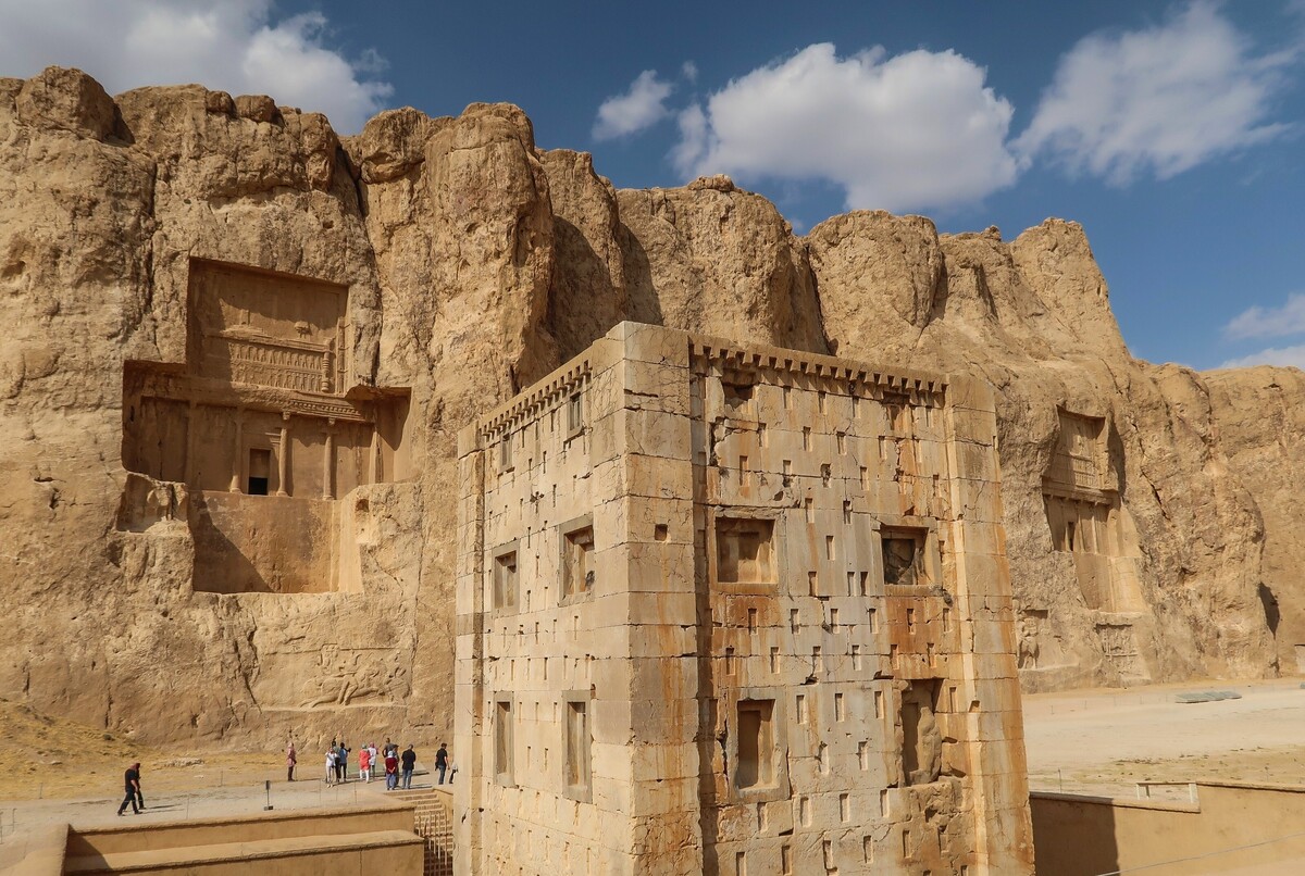 فیلم| نقش رستم؛ شکوه ایران باستان در دل صخره‌ها