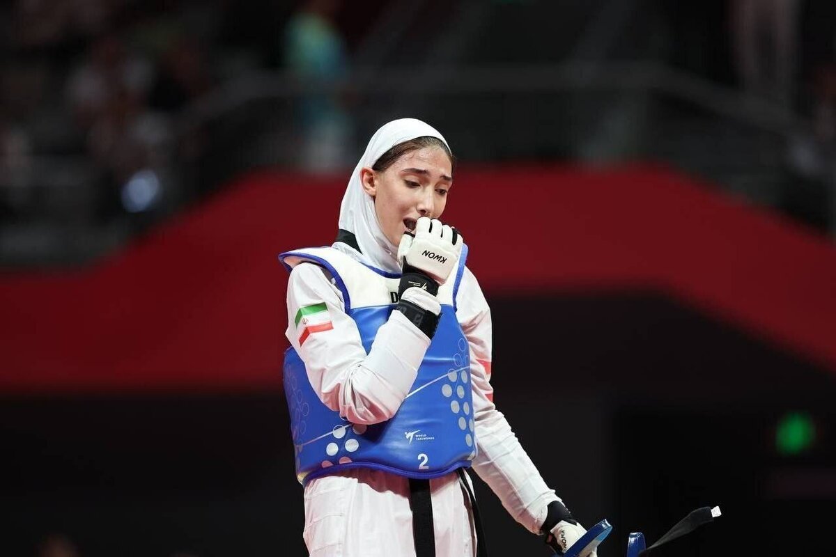 مبینا نعمت زاده هم ناهید را زد همه بقیه را