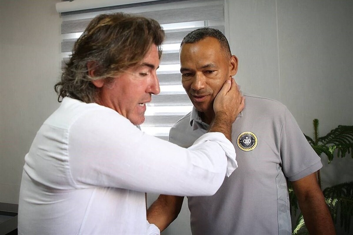 سرمربی فصل بعد استقلال مشخص شد