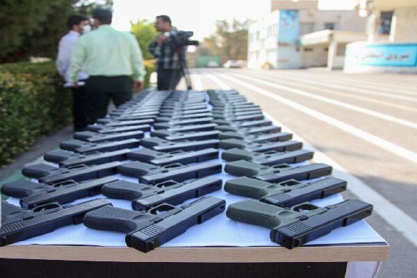 ۹۵۰۰ صفحه و گروه مجازی اراذل و اوباش مسدود شد