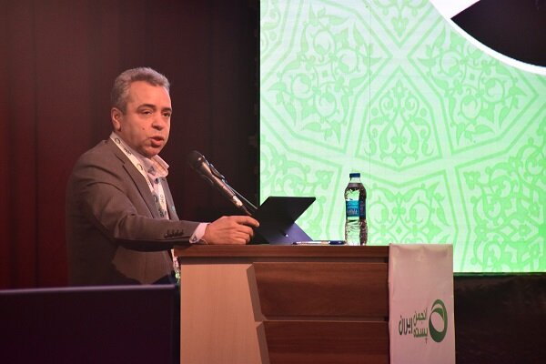 قانون فعلی بازگرداندن ارز نفس صادرات را گرفته است