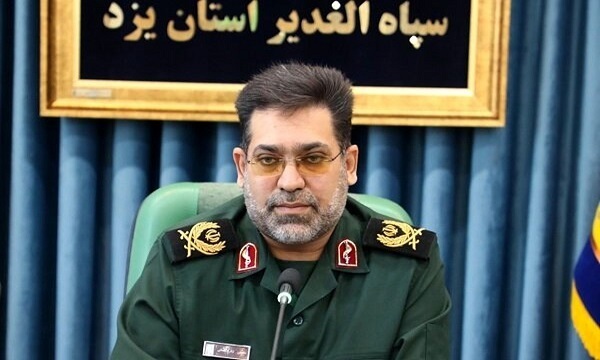 فیلم| فرمانده سپاه الغدیر استان یزد: از تجمع در کنار مراکز نظامی خودداری کنید