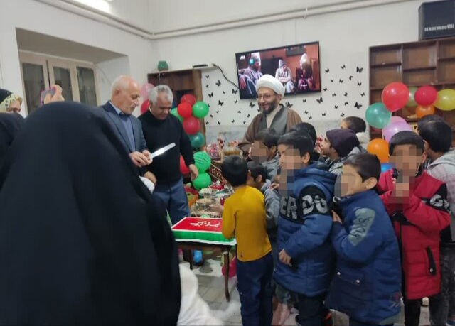 جشن یلدا با حضور ۷۰ فرزند پرورشگاه دیلمقانی کرمان