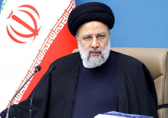 هیچ مشکلی در کشور حل نشده نخواهد ماند