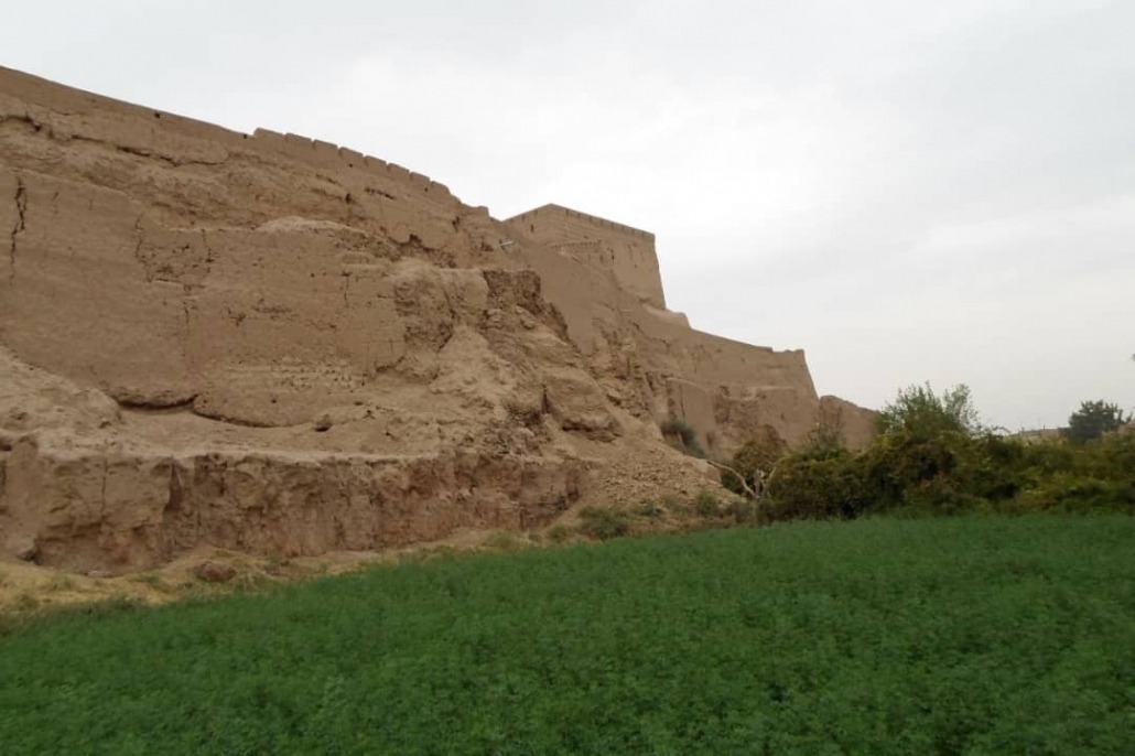 نارین قلعه میبد سالم است