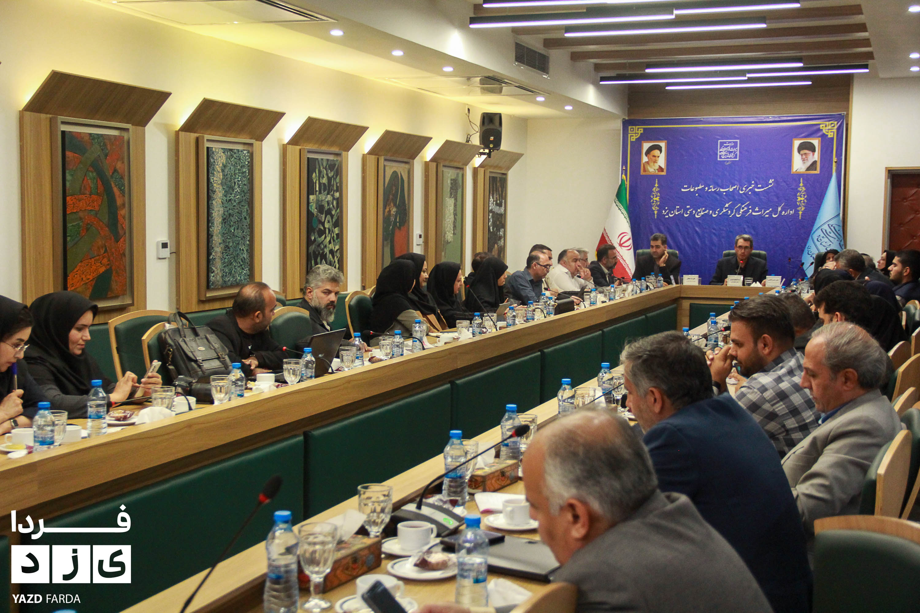 «یزد با ۳۰۰ غرفه و فروش ۱۲ هزار میلیاردی نیمسال اول، بازار صنایع‌دستی را تکان داد»