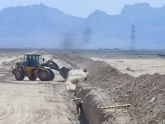 آغاز عملیات اجرای خط انتقال آب شرب اردکان و میبد
