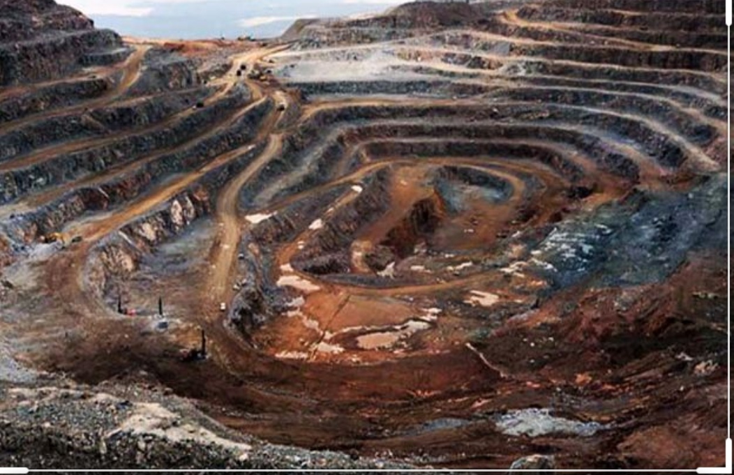 اســتقلال کامــل مجتمع هــای مــس مطالبــه جــدی مــا اســت