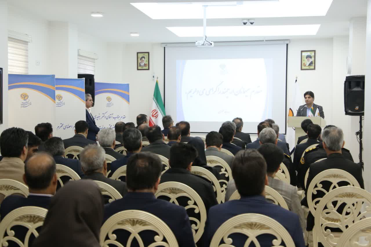 صنعت بیمه برای تحقق یزد پایدار نقشآفرینی کند صنعت بیمه برای تحقق یزد پایدار نقشآفرینی کند