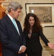 از حضور در نایاک تا حلقه مشاوران اوباما /سحر نوروززاده کیست؟ 