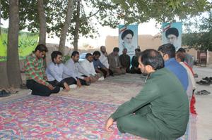 تجليل از ايثارگران و آزادگان بخش گاريزات به مناسبت هفته دولت