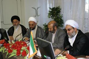 استاندار يزد در همايش روحانيون و ائمه جمعه وضعيت فرهنگي و اجتماعي استان را تشريح كرد :براساس آمار، نرخ بيكاري در استان 5 درصد مي‌باشد