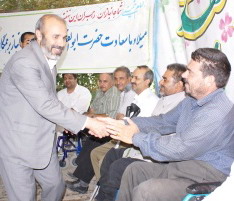 استاندار يزد خطاب به مديران دستگاههاي اجرايي:رسيدگي به جانبازان، آزادگان و ايثارگران و خانواده شهدا در اولويت يكم قرار گيرد 