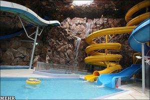 مرگ کارگر جوان به علت سقوط از ارتفاع در مجموعه تفريحي موج هاي آبي اشکذر