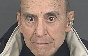  تجاوزهمراه با شکنجه پیرمرد 94ساله به پیرزن 73ساله / عکس