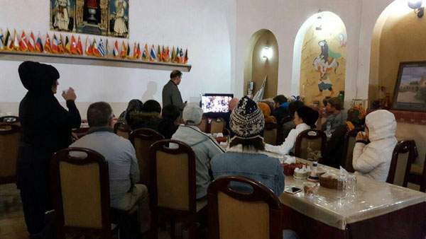 جشن میلاد پیامبر صلح و دوستی با حضور گردشگران خارجی از پنج قاره جهانی در شهرستان میبد