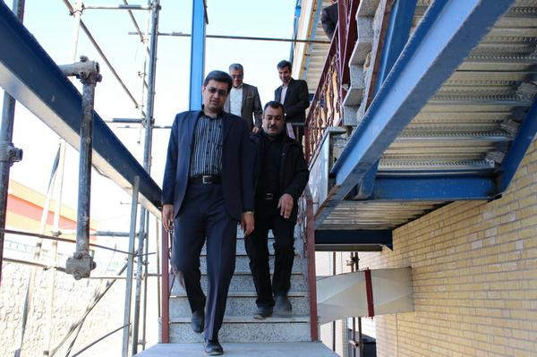 بازدید فرماندار مهریز از کشتارگاه سنتی وصنعتی این شهرستان