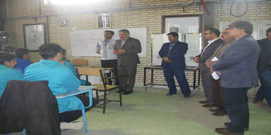 حضور مسئولین اداره آموزش و پرورش شهرستان میبد در مرکز آموزش فنی وحرفه ای شهرستان 